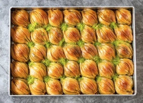 2.5 Kg Midye Baklava Tepsi Değil Kutu Antalya pasta