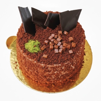 4 ile 6 kişilik çikolatalı yaş pasta Antalya pasta