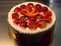 Gerçek Meyvelerle Dolu Gurme Çilekli Lezzet Antalya pasta